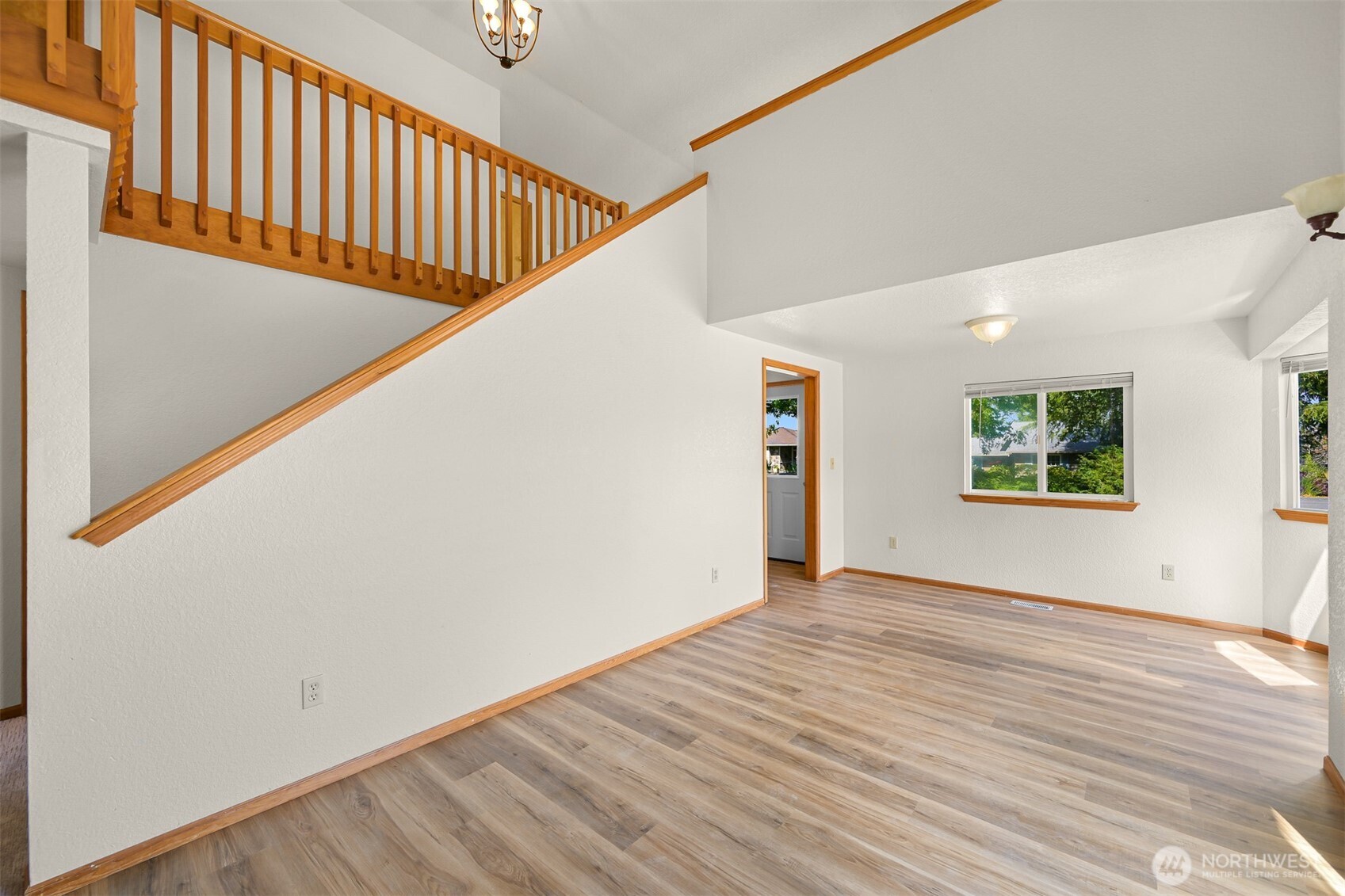 8141 Comox Road Blaine, WA 98230 - Photo 12 of 33