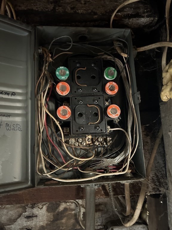 39 Platts Road Ashburnham, MA 01430 - Photo 12 of 17 a close up of air conditioner duct