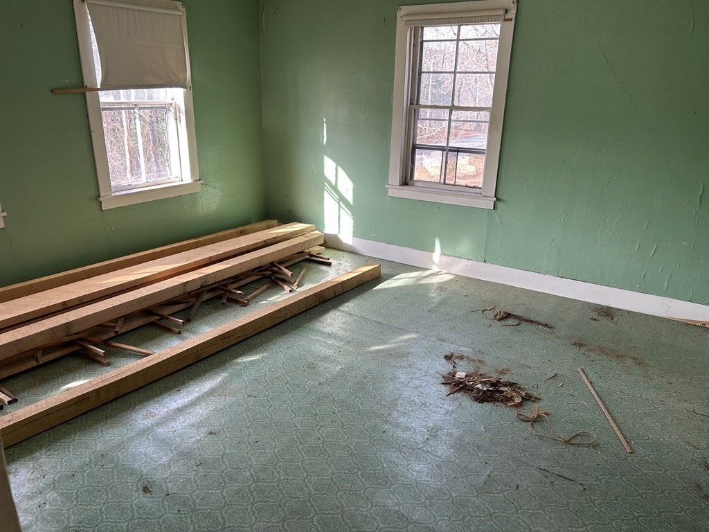 39 Platts Road Ashburnham, MA 01430 - Photo 8 of 17 a room with a window
