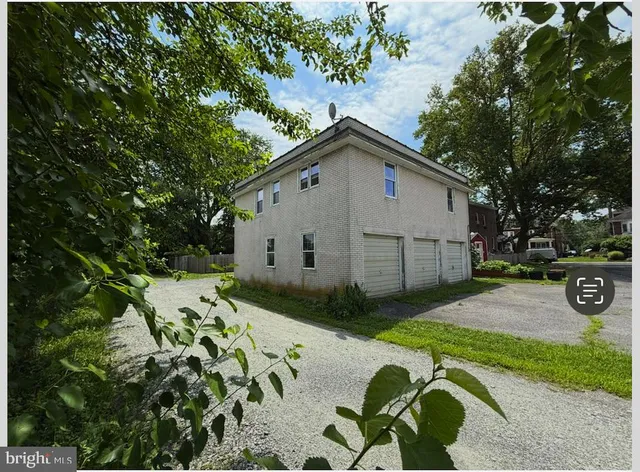 $1,600 | 258 South Penn Street, Pottstown, PA 19465