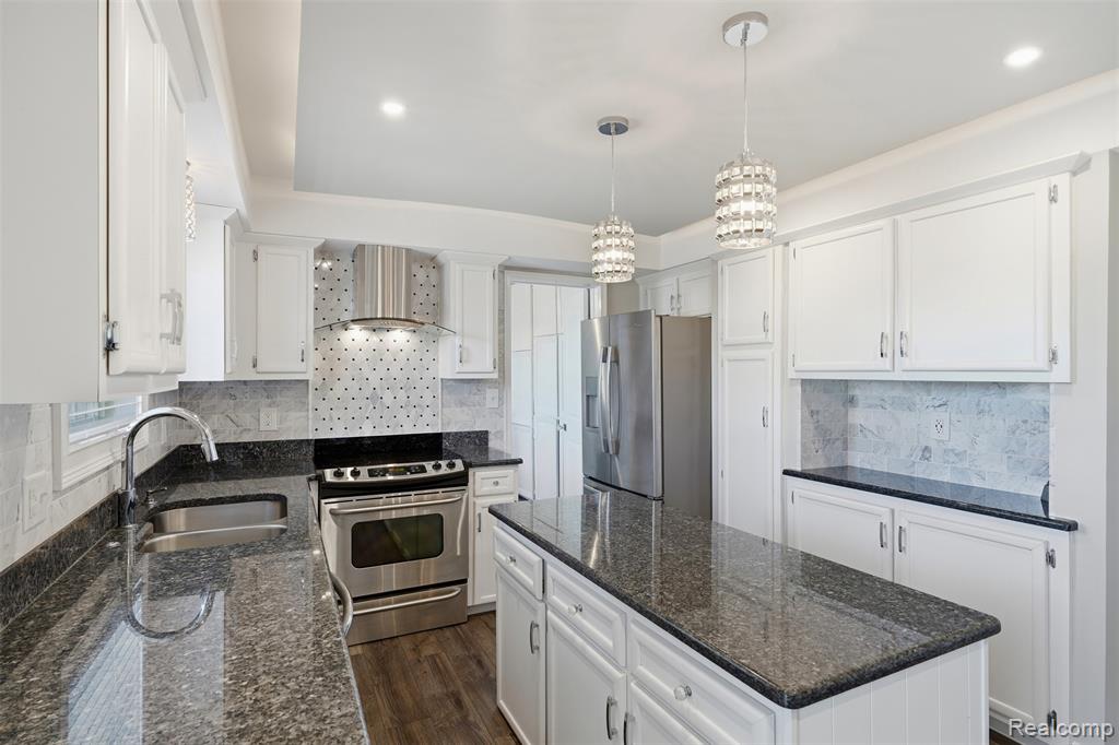 5159 Lewis Drive Sterling Heights, MI 48310 - Photo 21 of 46