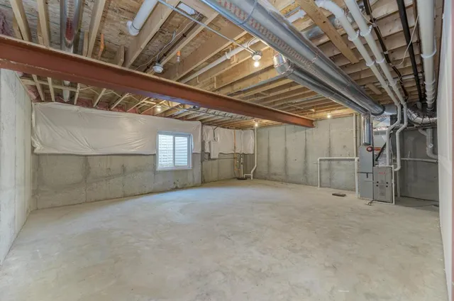 $500,000 | 3-s484 Lambe Lane, Aurora, IL 60502