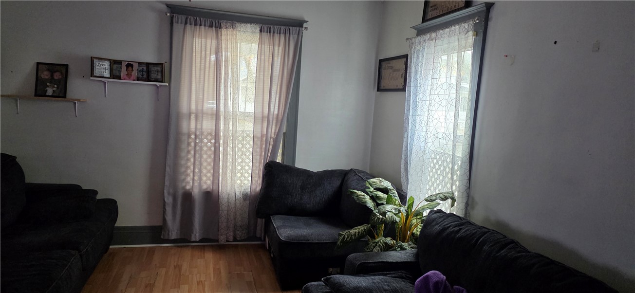 460 Glenwood Avenue Rochester, NY 14613 - Photo 19 of 41