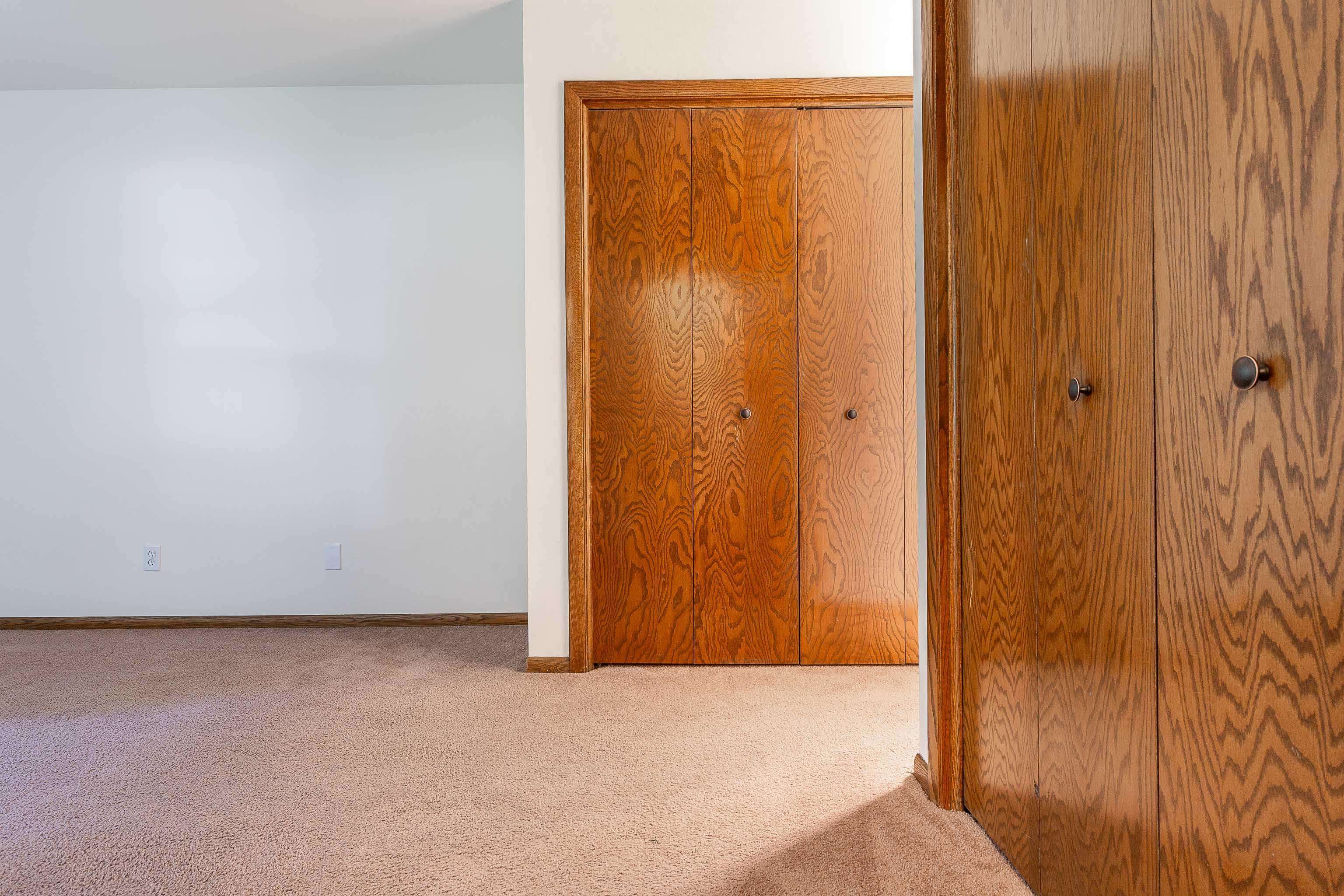 5101 Mineral Point Road, Unit 8 Madison, WI 53711 - Photo 20 of 23