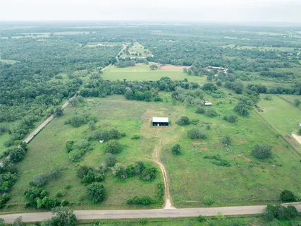 $395,000 | 1473 Highsmith Road, Luling, TX 78648