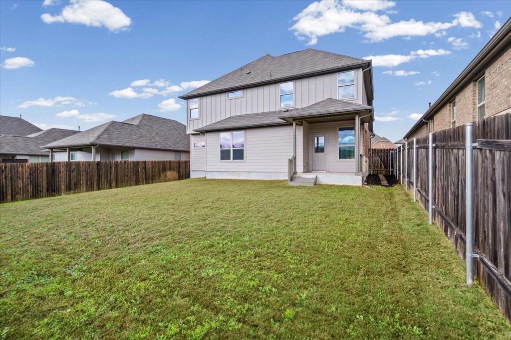 1012 Goldilocks Lane Manchaca, TX 78652 - Photo 18 of 38 Large yard.