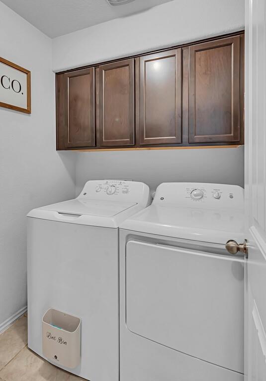 11108 Beckon Falls Waco, TX 76708 - Photo 26 of 32 a utility room with dryer and washer