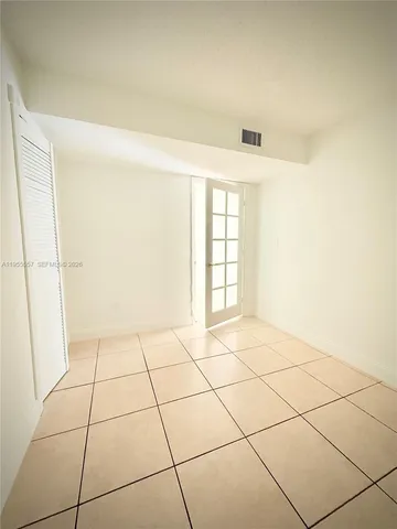 $220,000 | 9310 Fontainebleau Boulevard, Unit 203, Miami, FL 33172