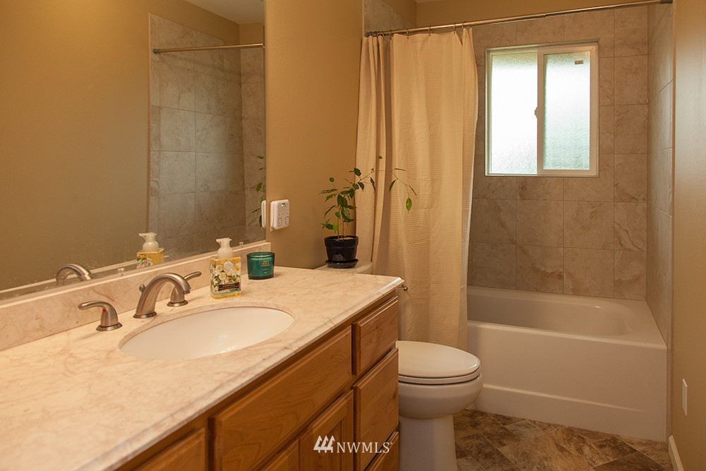 1136 West Smith Road Bellingham, WA 98226 - Photo 13 of 24 Gallery Image 13