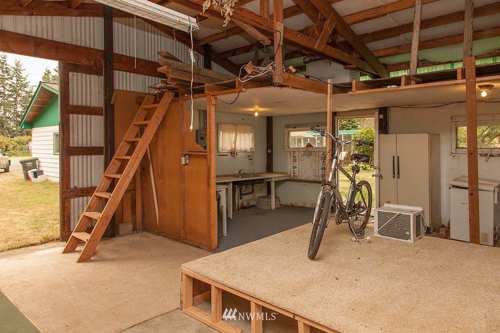 1136 West Smith Road Bellingham, WA 98226 - Photo 23 of 24 Gallery Image 23