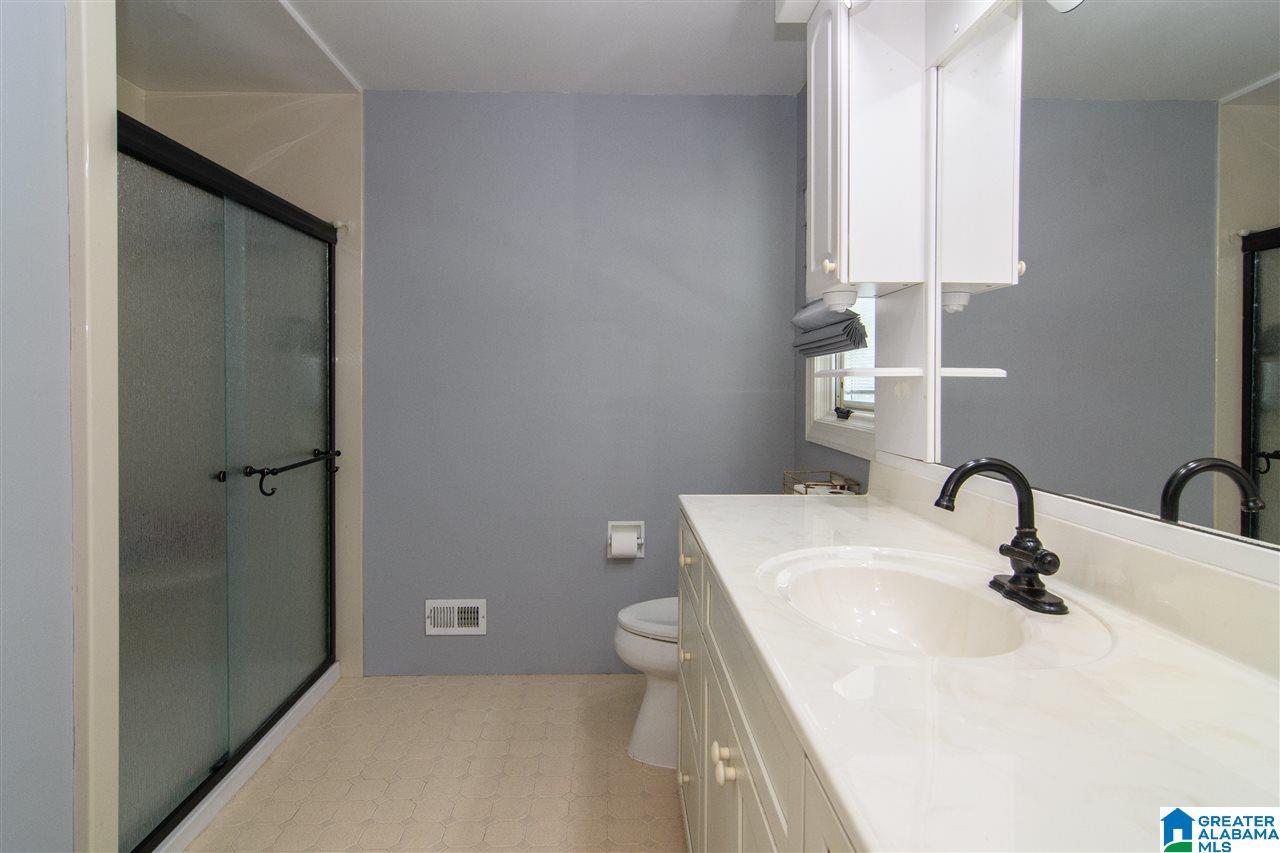 1343 Al Seier Road Birmingham, AL 35226 - Photo 18 of 35