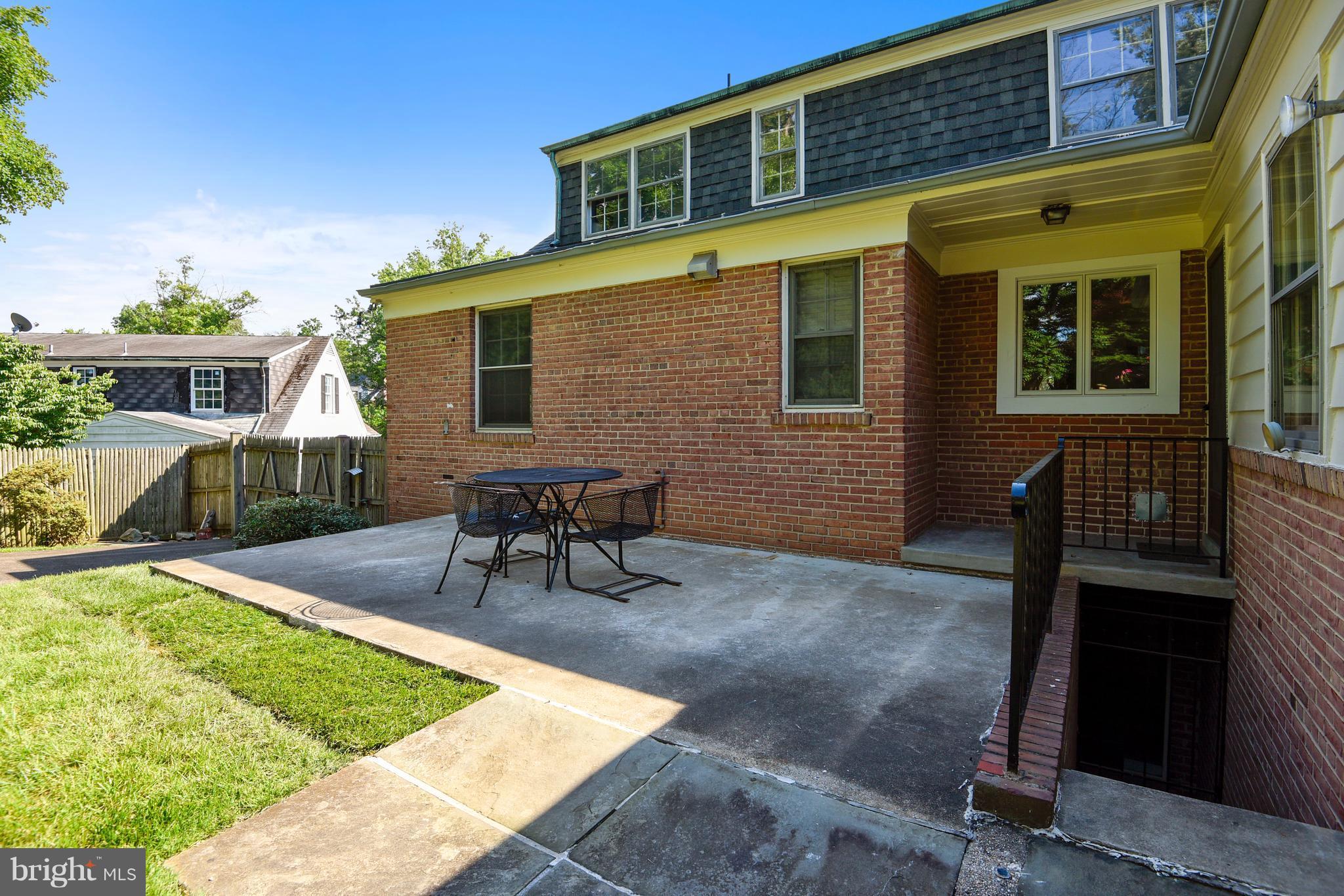5021 Baltan Road Bethesda, MD 20816 - Photo 22 of 28 Exterior (Rear)
