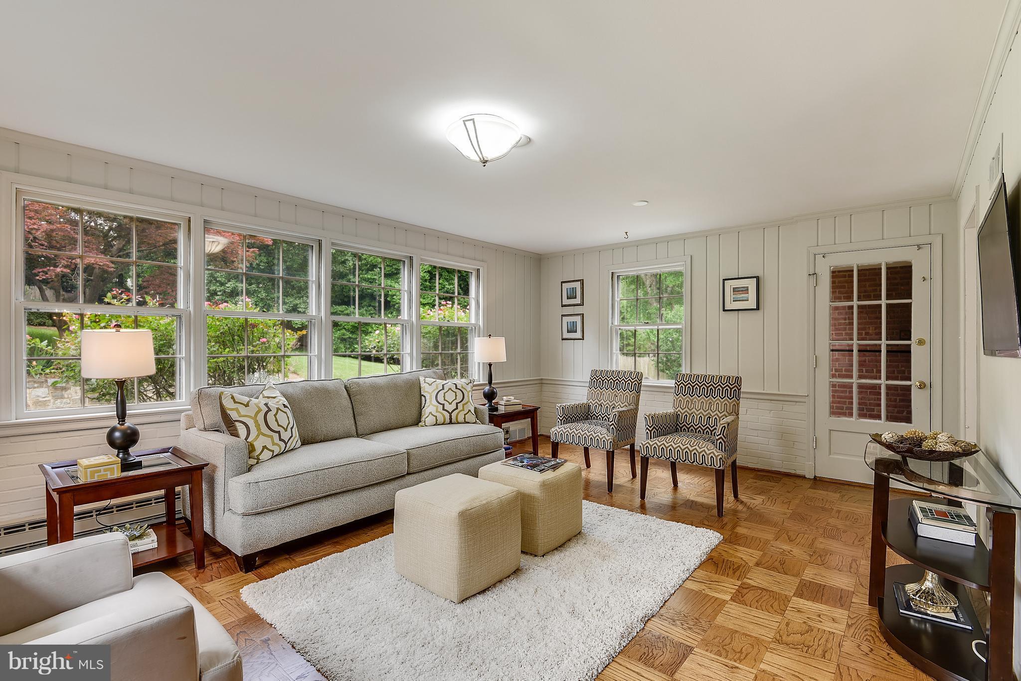 5021 Baltan Road Bethesda, MD 20816 - Photo 8 of 28 Main Level Family Room