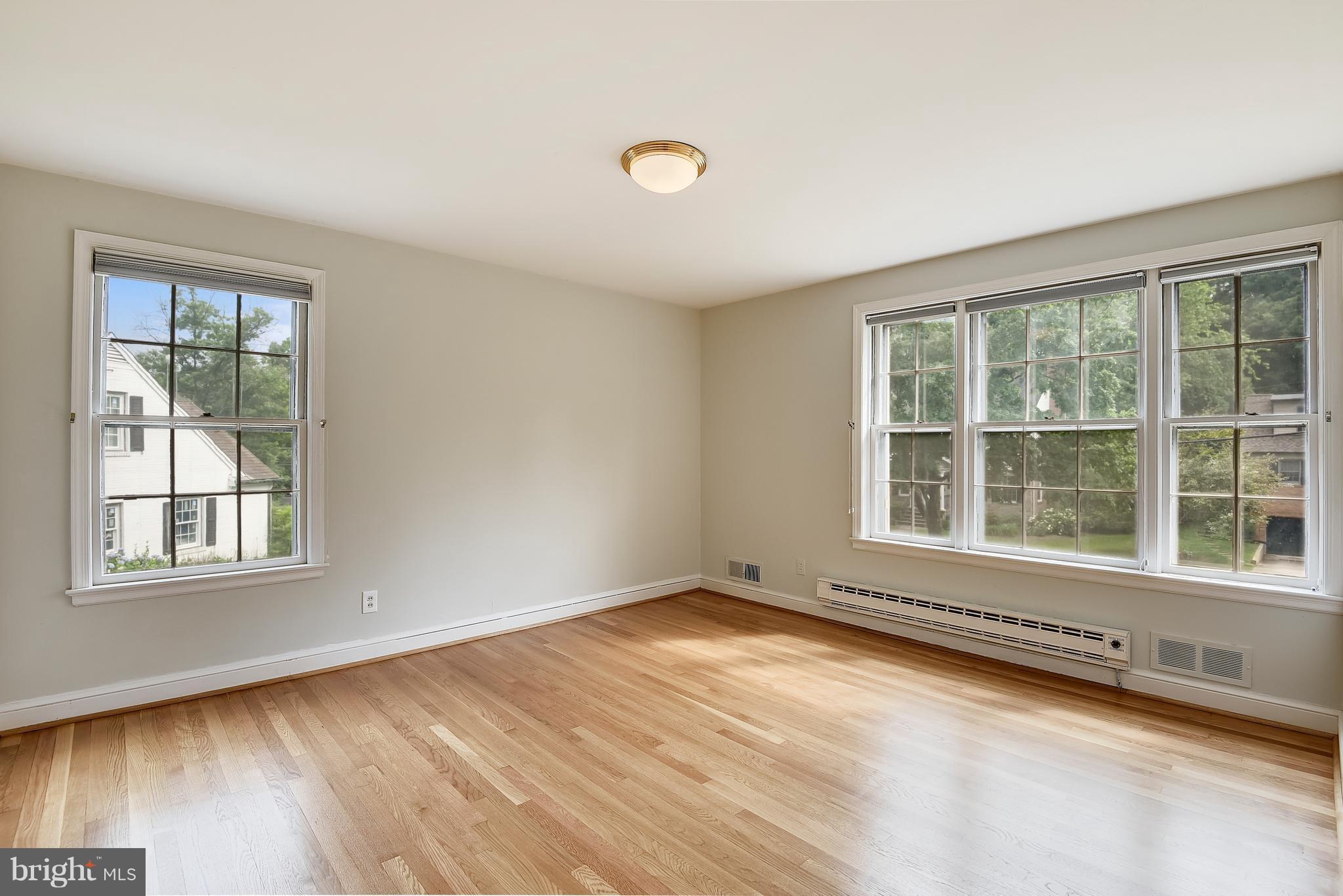 5021 Baltan Road Bethesda, MD 20816 - Photo 10 of 28 Main Level Bedroom