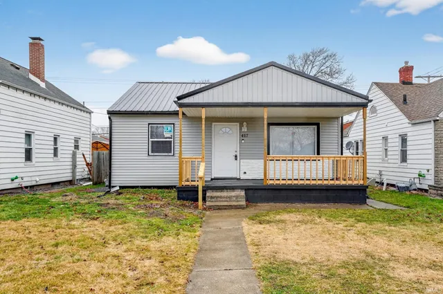$139,000 | 417 South Gladstone Street, South Bend, IN 46619