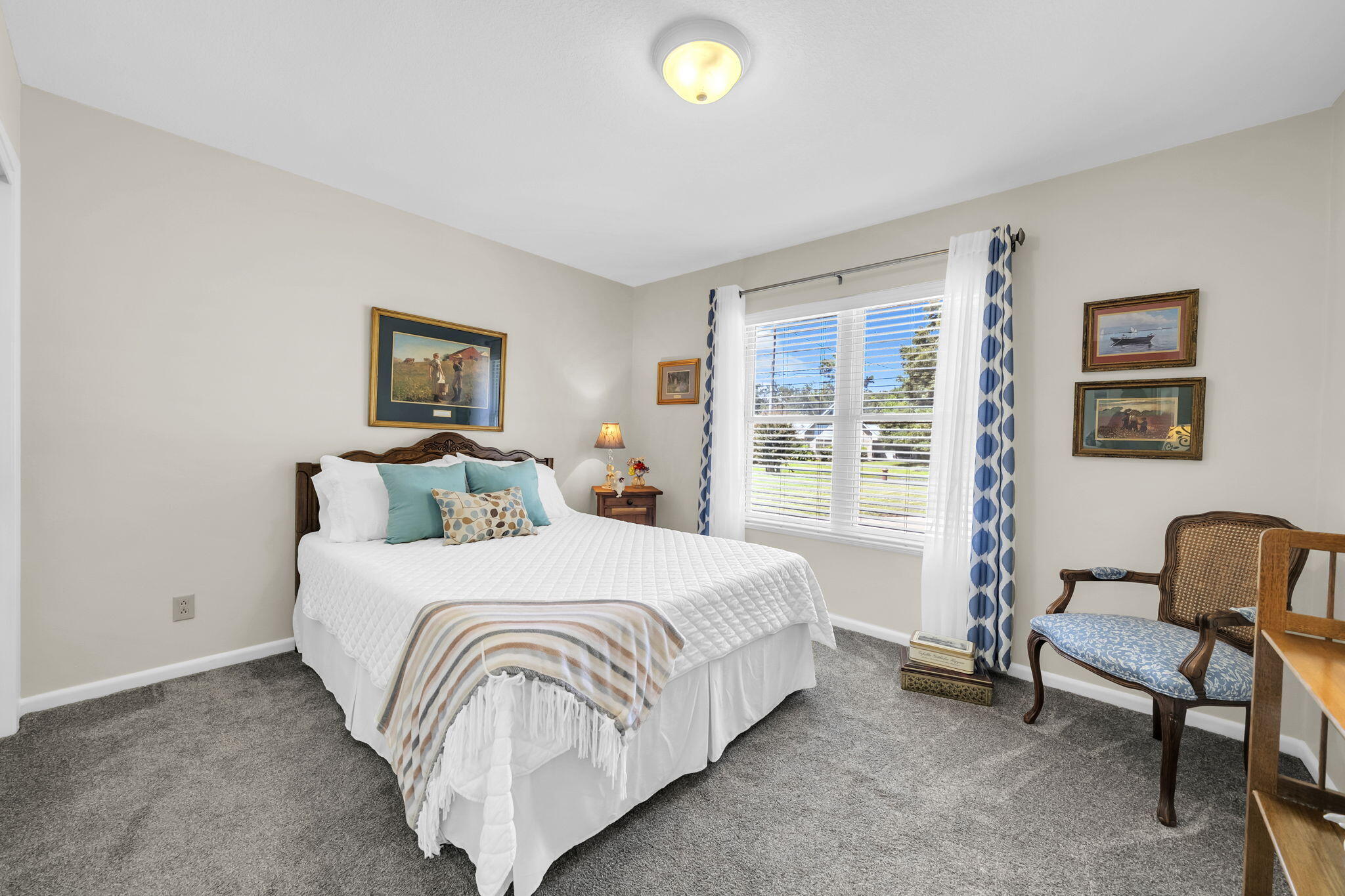 136 Country Club Road Shalimar, FL 32579 - Photo 51 of 83 136 Country Club Rd_Guest Bedroom