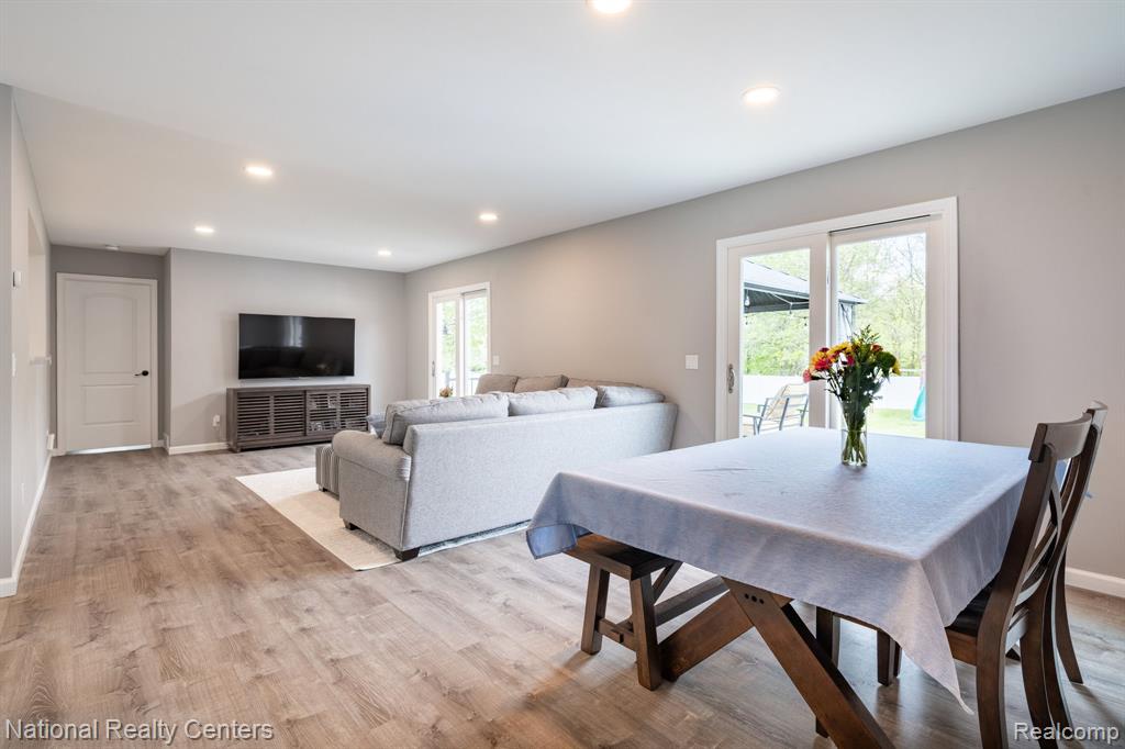 55 South Baldwin Road Oxford, MI 48371 - Photo 5 of 44 Gallery Image 5