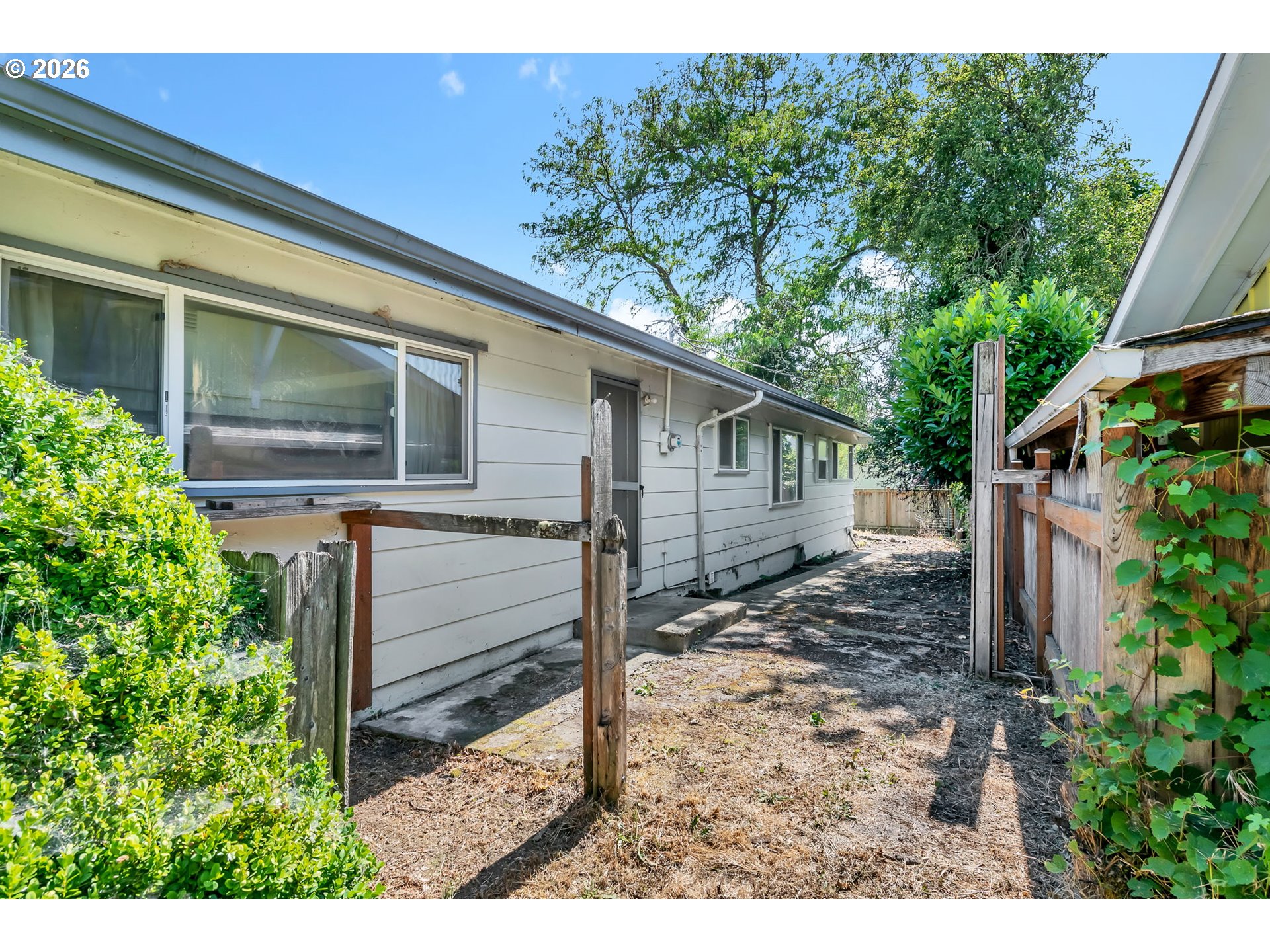 3420 Harris Street Eugene, OR 97405 - Photo 14 of 41