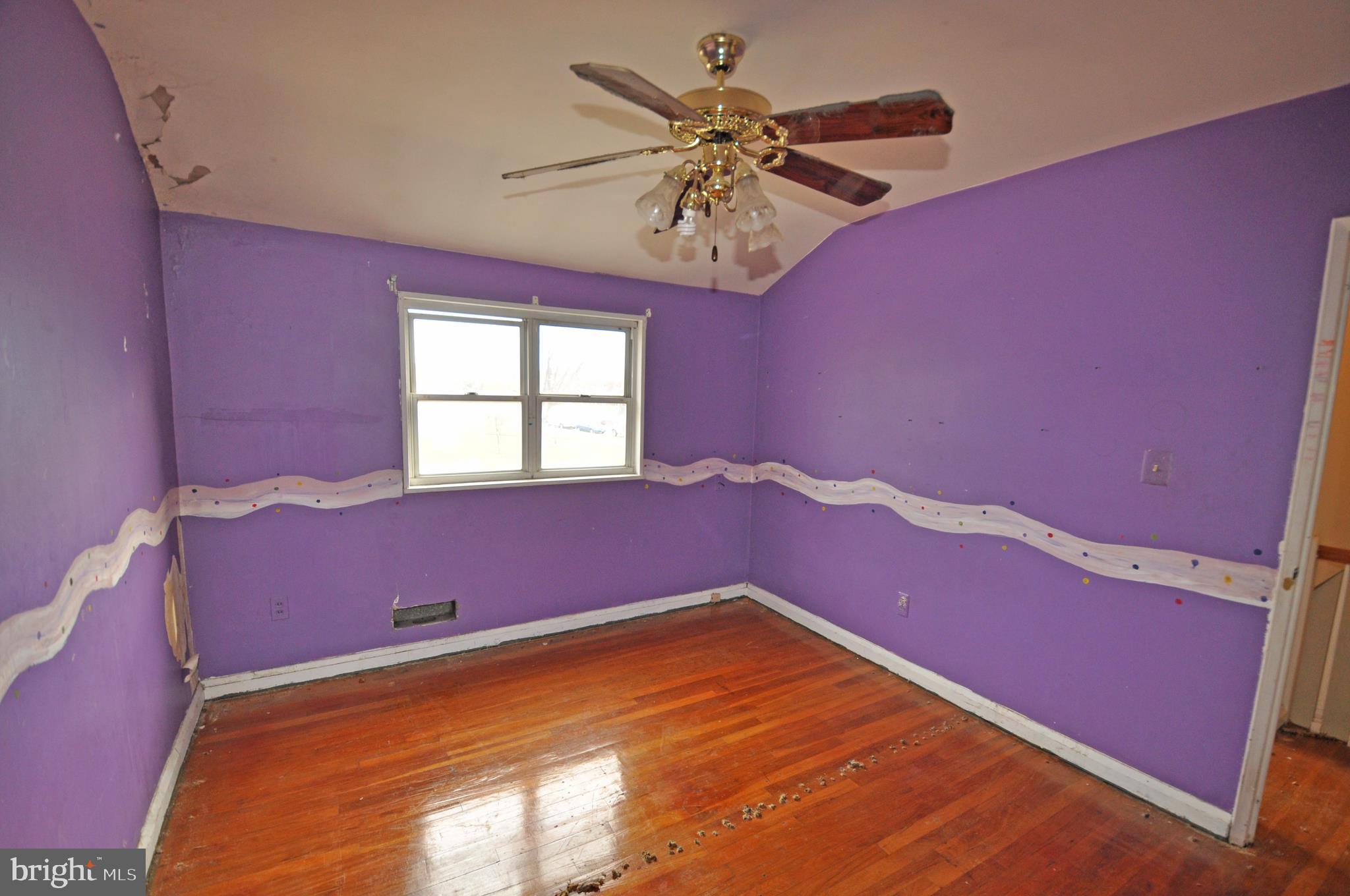 7902 Wallace Road Baltimore, MD 21222 - Photo 15 of 26