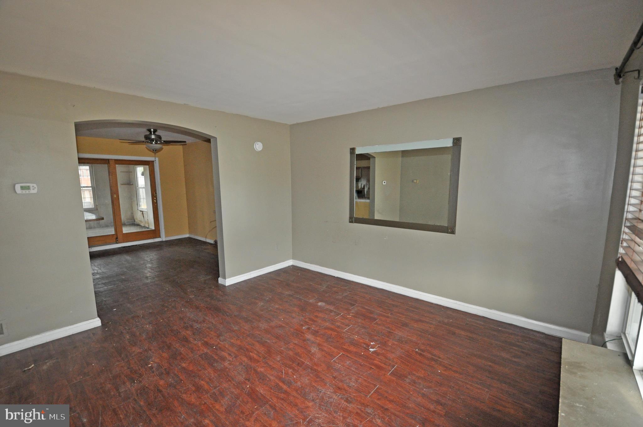 7902 Wallace Road Baltimore, MD 21222 - Photo 4 of 26