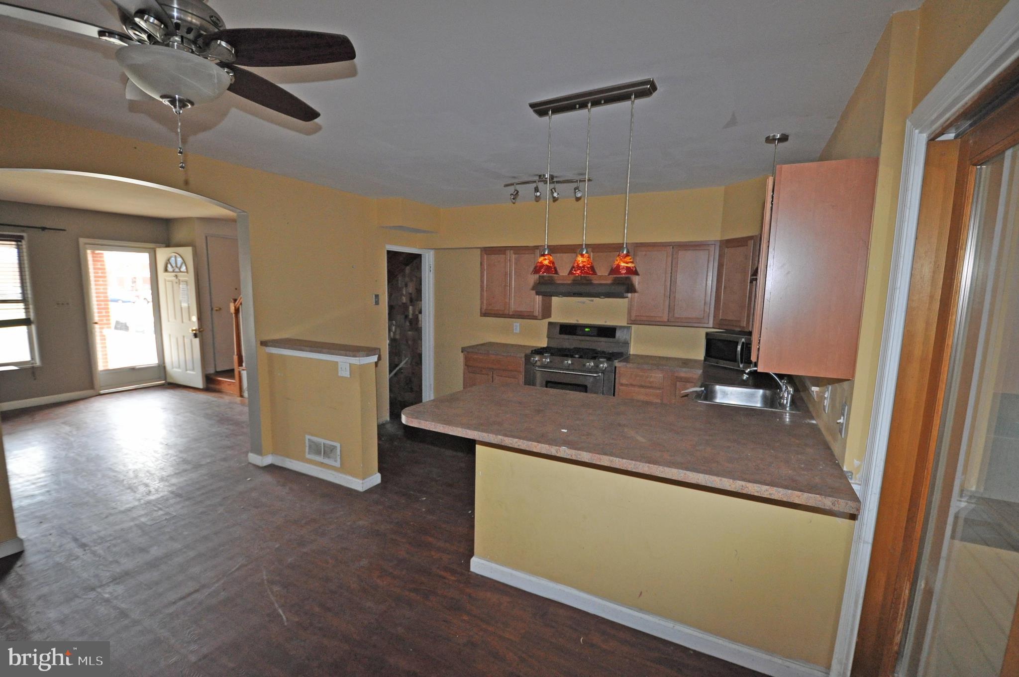 7902 Wallace Road Baltimore, MD 21222 - Photo 8 of 26