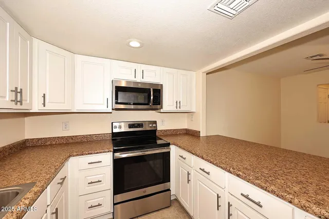 $1,575 | 1645 West Baseline Road, Unit 2102, Mesa, AZ 85202