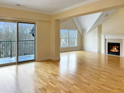 $675,000 | 16 Hayestown Road, Unit A403, Danbury, CT 06811
