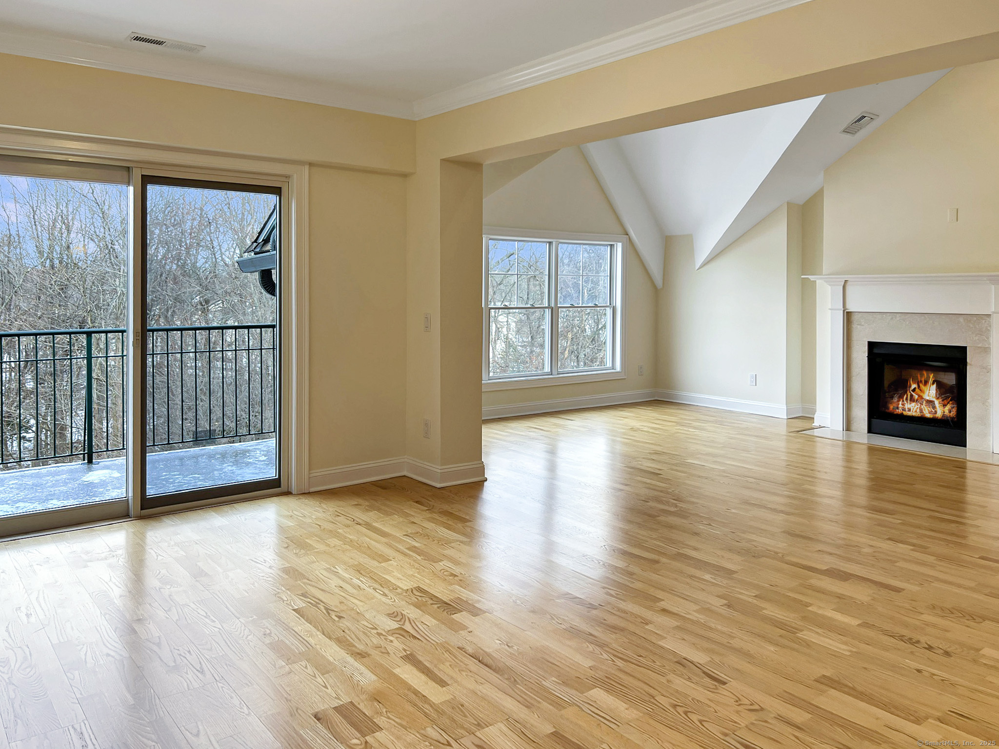 16 Hayestown Road, Unit A403 Danbury, CT 06811 - Photo 8 of 19