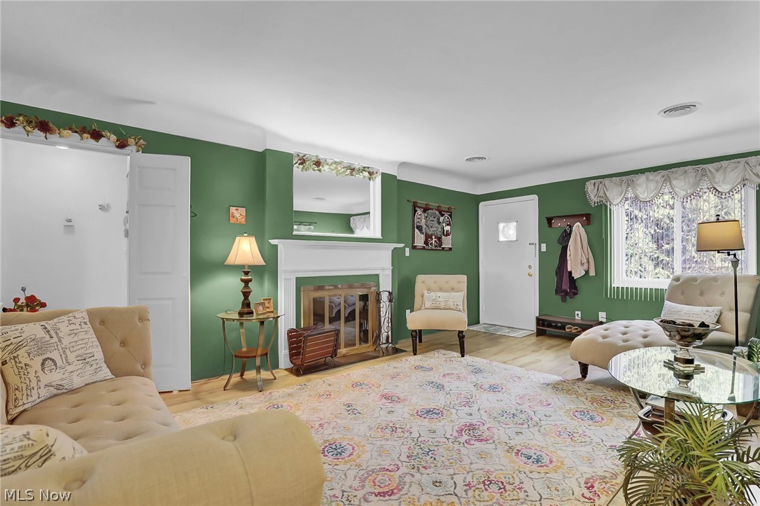 25255 Maple Ridge Road North Olmsted, OH 44070 - Photo 3 of 47 Gallery Image 3