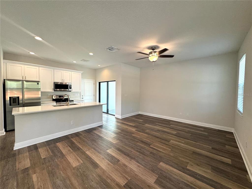 2861 Mayer Street Orlando, FL 32806 - Photo 2 of 32