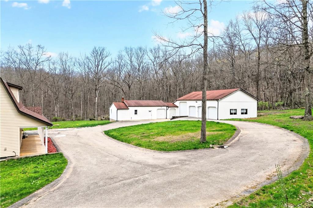 199 Lower Harmony Road Prospect, PA 16052 - Photo 3 of 49 Governors drive!