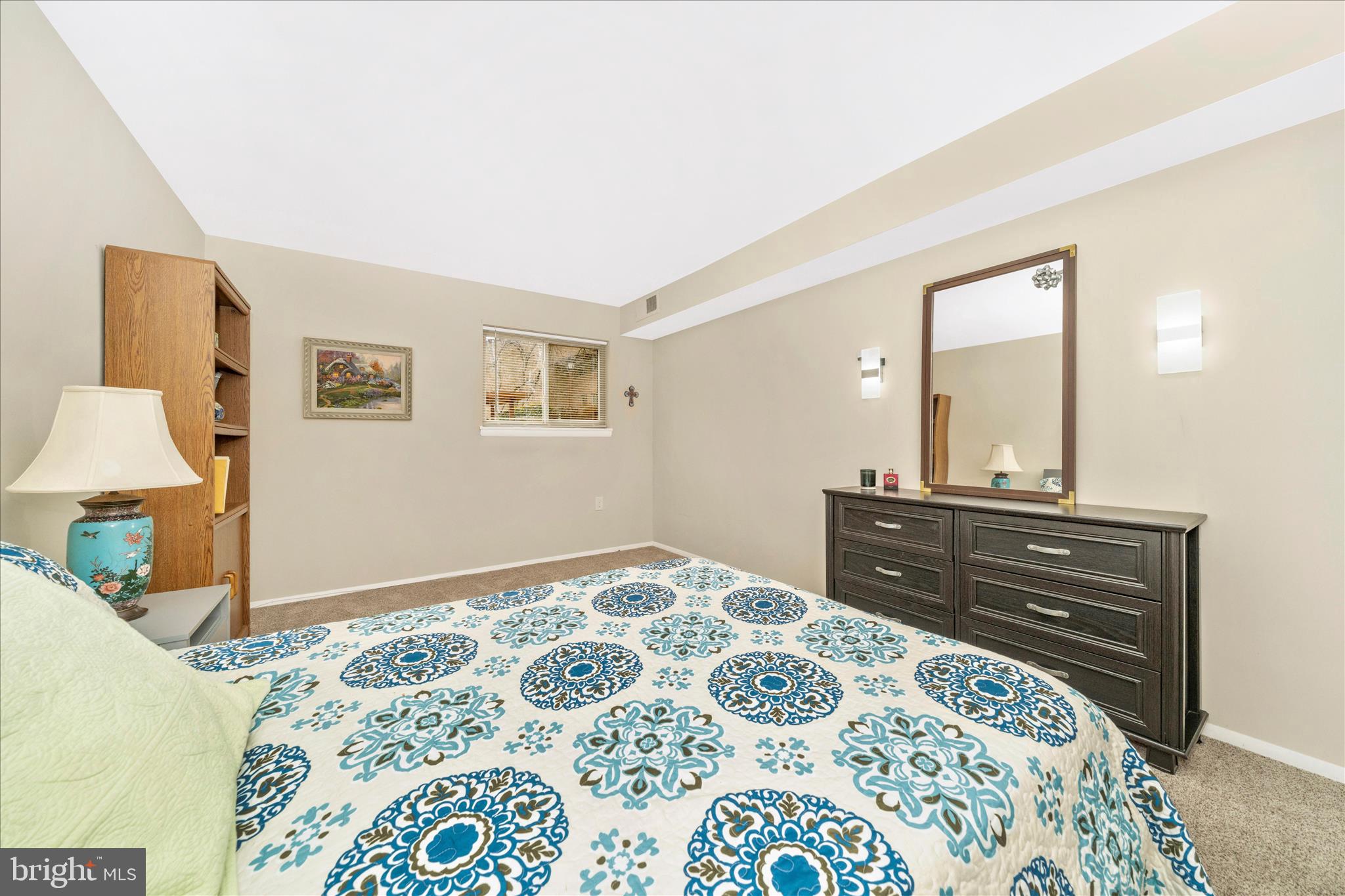 18810 Walkers Choice Road, Unit 1 Gaithersburg, MD 20886 - Photo 16 of 36 DSC02985