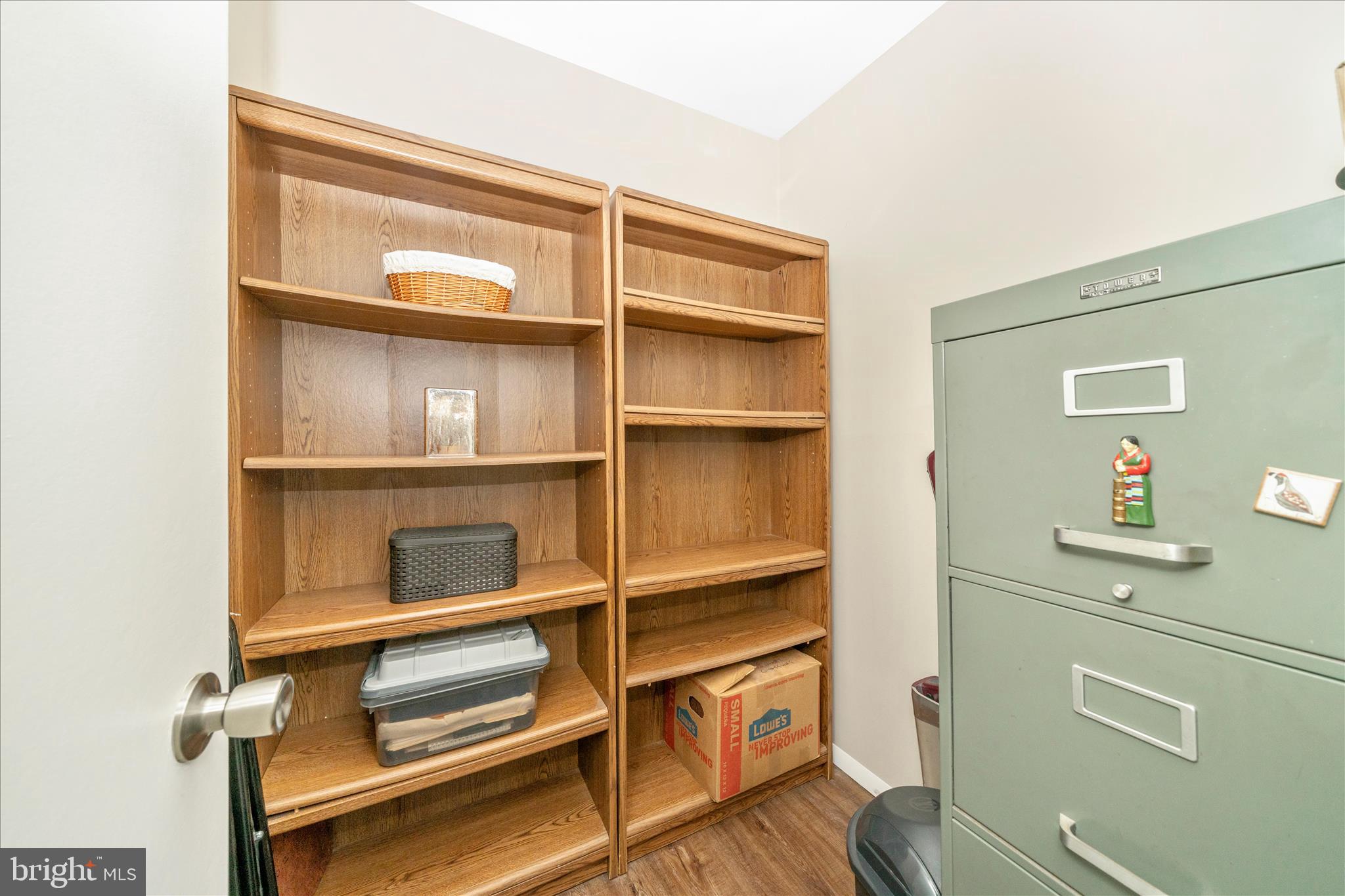 18810 Walkers Choice Road, Unit 1 Gaithersburg, MD 20886 - Photo 19 of 36 Storage closet