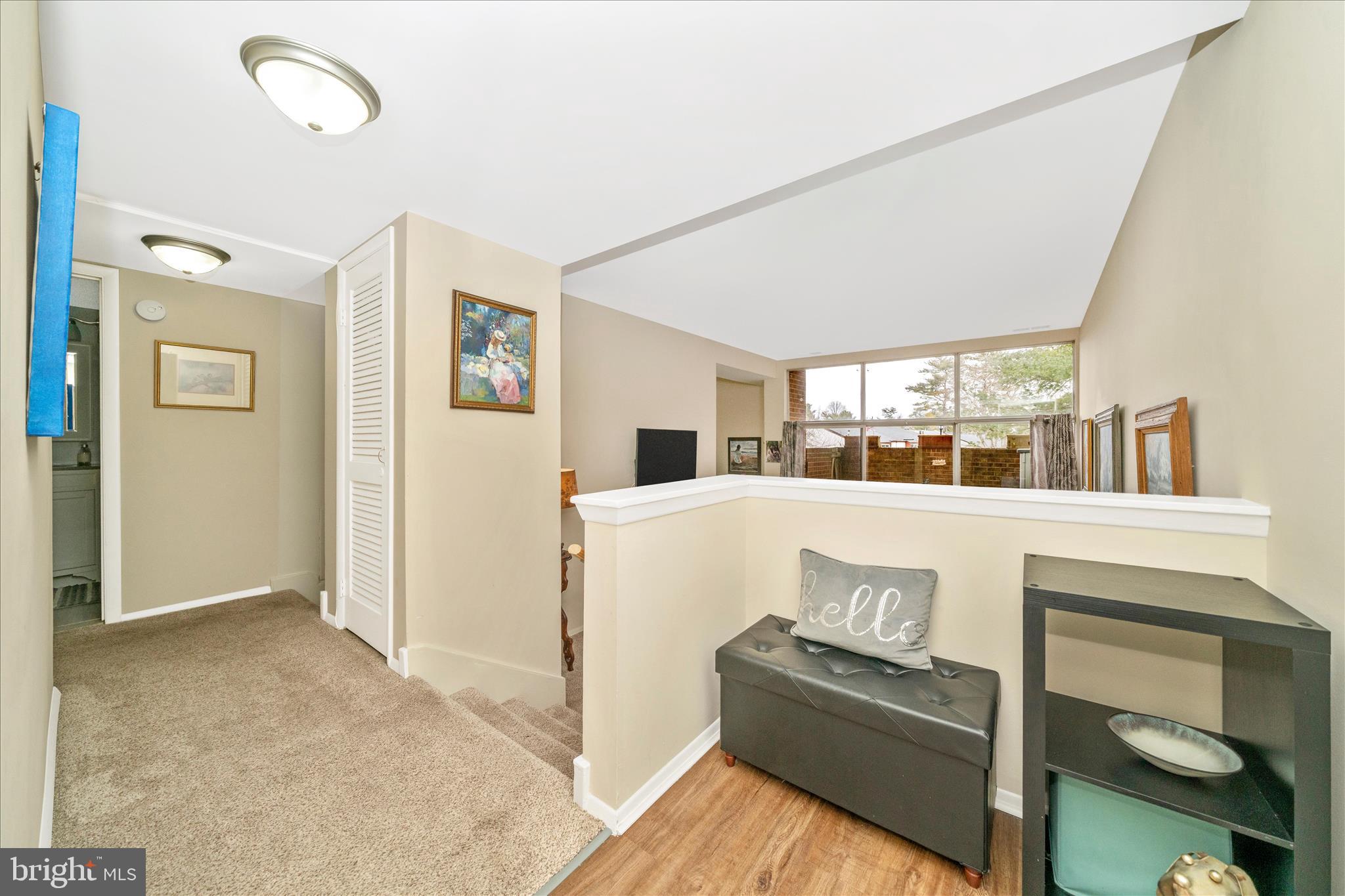 18810 Walkers Choice Road, Unit 1 Gaithersburg, MD 20886 - Photo 3 of 36 DSC03032