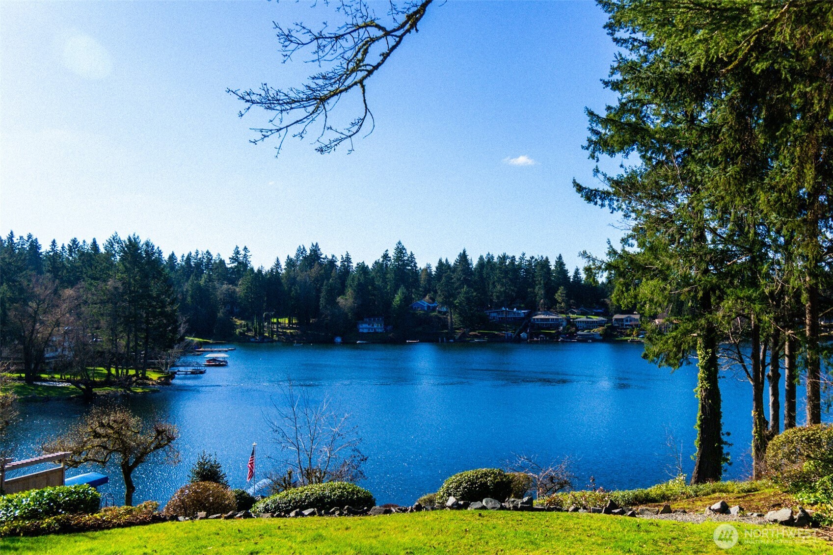 a view of a lake with houses