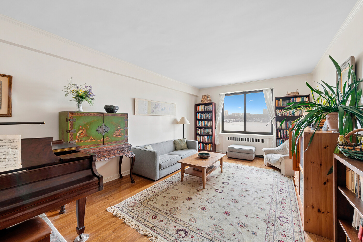 159-00 Riverside Drive West, Unit 3L Manhattan, NY 10037 - Photo 3 of 12