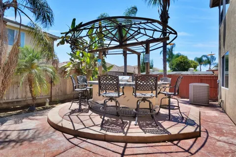 $599,000 | 7113 East Garland Avenue, Fresno, CA 93737