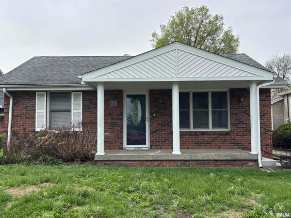 $159,900 | 626 West Poplar Street, Taylorville, IL 62568