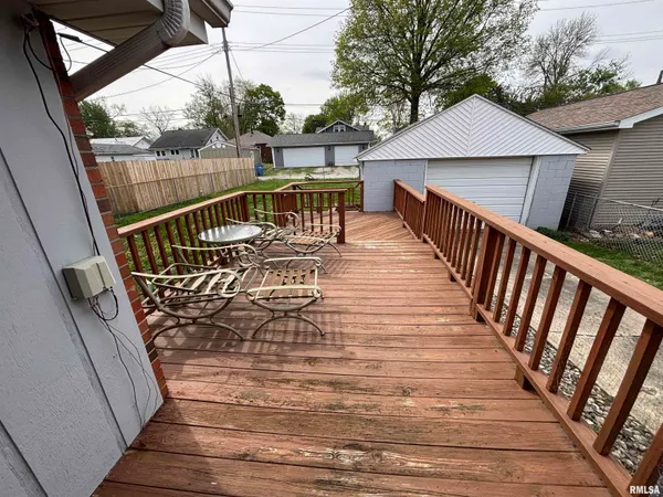 $159,900 | 626 West Poplar Street, Taylorville, IL 62568