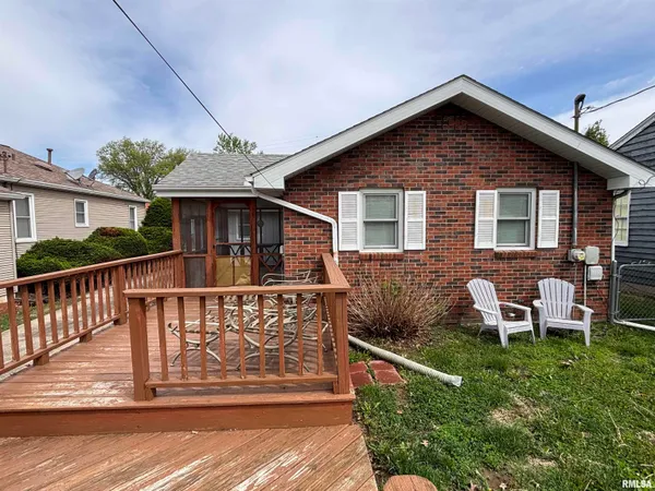 $159,900 | 626 West Poplar Street, Taylorville, IL 62568