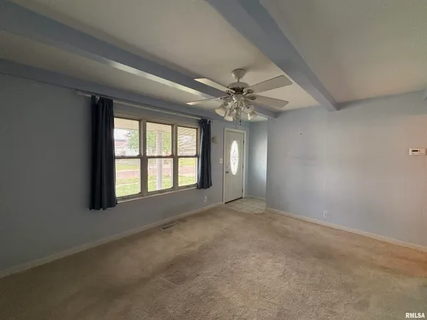 $159,900 | 626 West Poplar Street, Taylorville, IL 62568