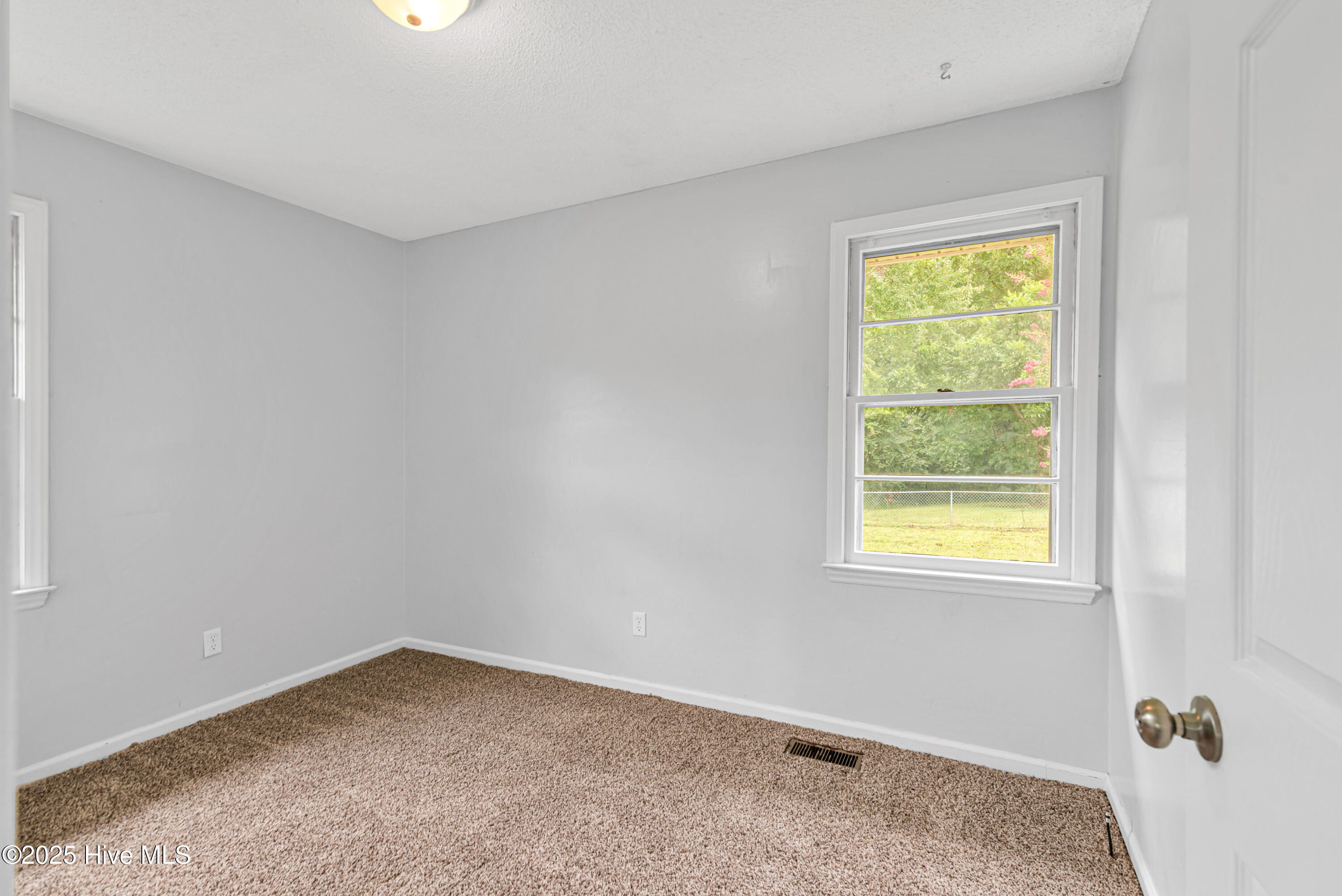 155 Weatherington Road Jacksonville, NC 28546 - Photo 25 of 29 DSC_9471