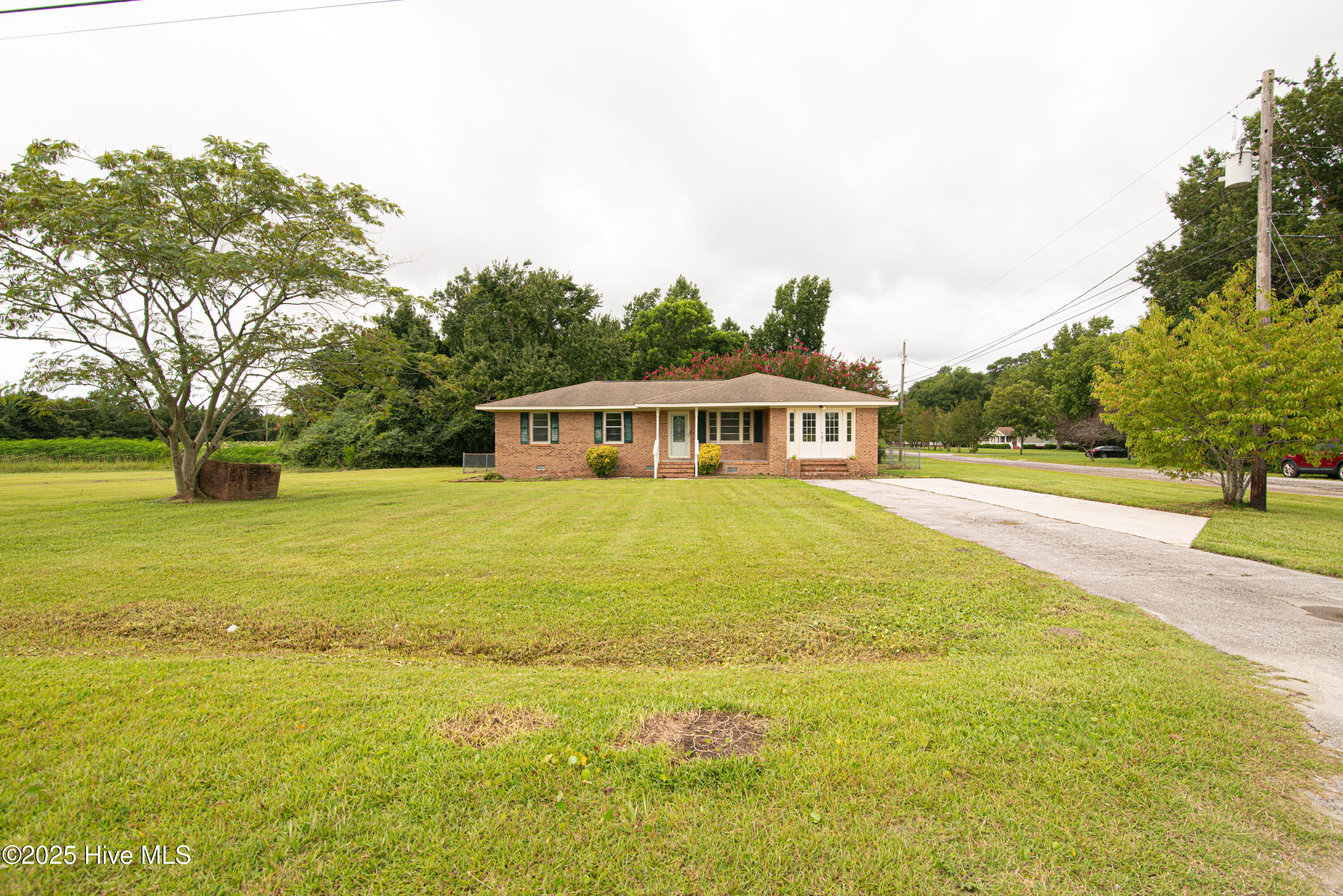 155 Weatherington Road Jacksonville, NC 28546 - Photo 3 of 29 DSC_9265
