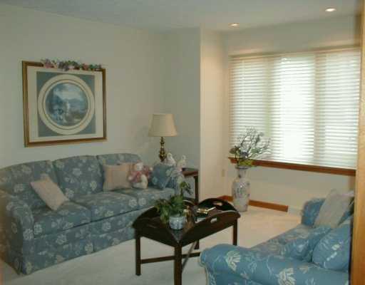213 Constance Drive McKees Rocks, PA 15136 - Photo 2 of 7 Living Room.