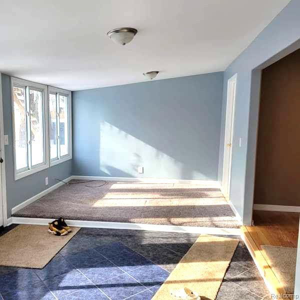 2507 Liter Road Lake Orion, MI 48359 - Photo 30 of 65 Gallery Image 30