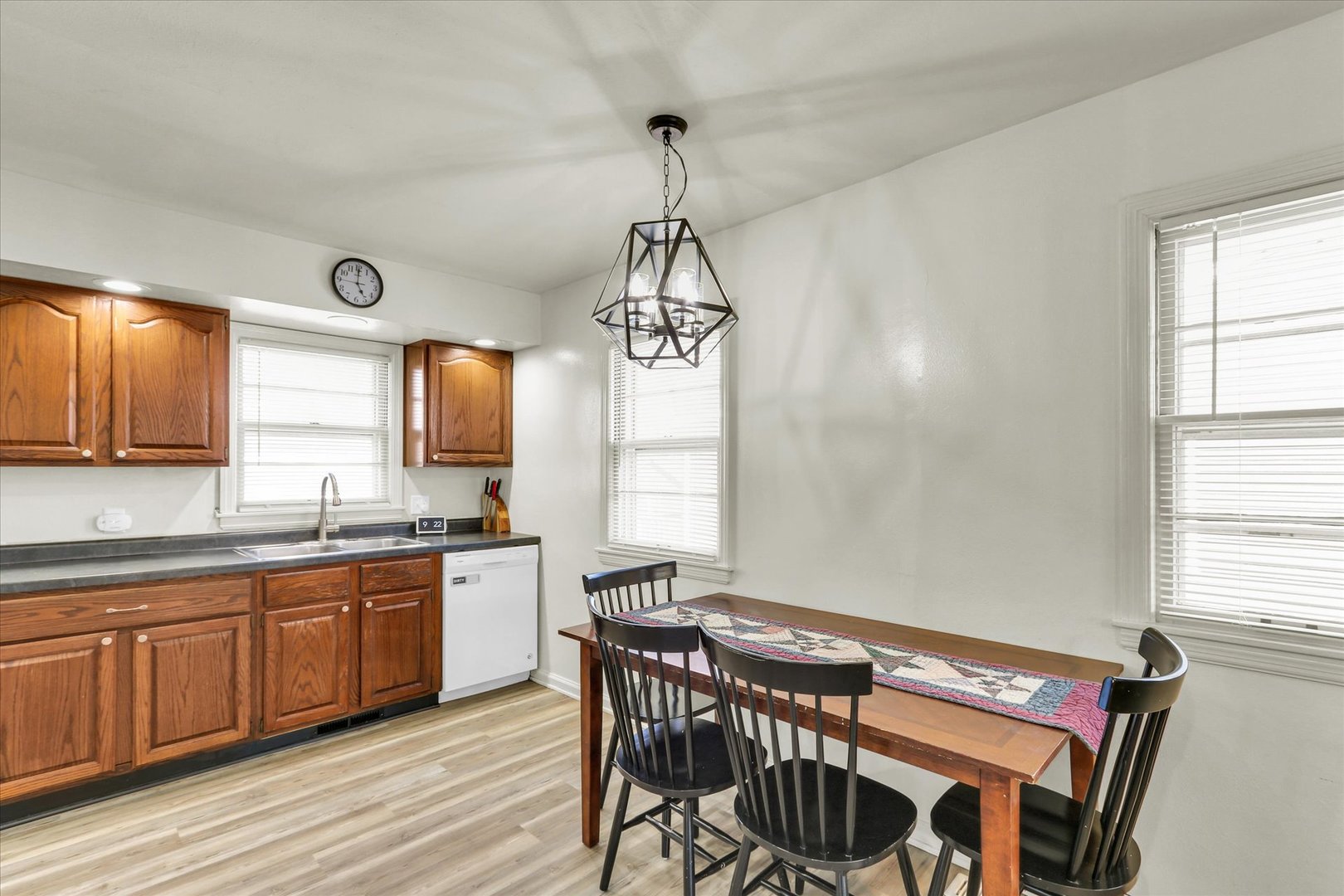 317 South Draper Avenue Champaign, IL 61821 - Photo 12 of 29