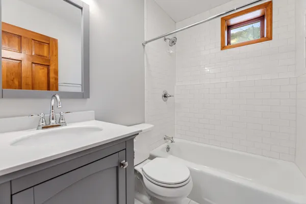 $179,900 | 121 South Main Street, Fountain City, WI 54629