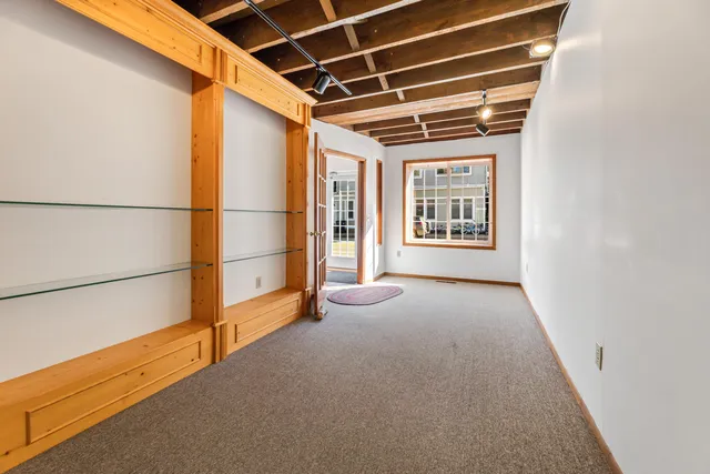 $215,000 | 121 South Main Street, Fountain City, WI 54629