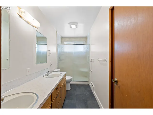 $499,900 | 12342 Northeast Knott Street, Portland, OR 97230