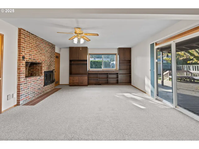 $499,900 | 12342 Northeast Knott Street, Portland, OR 97230